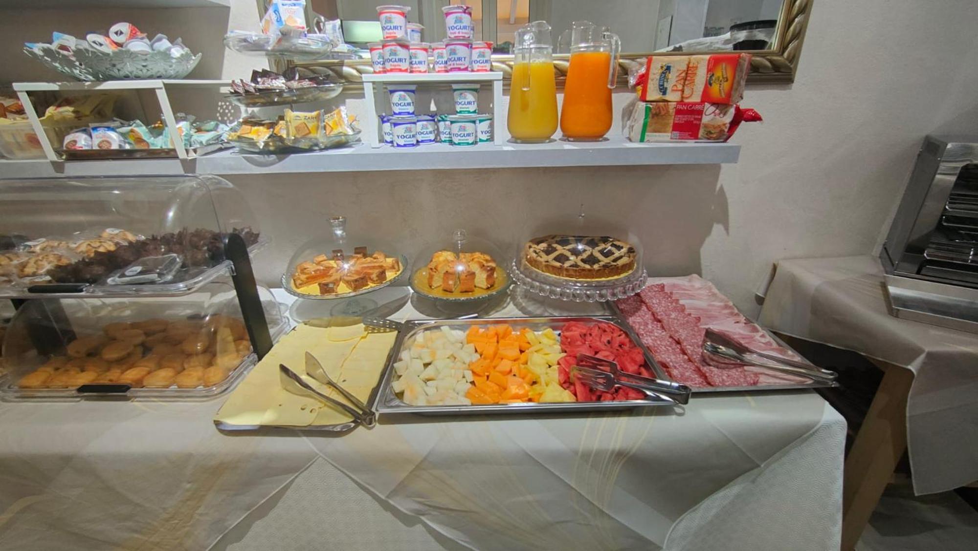 Hotel Eriale Rimini Extérieur photo