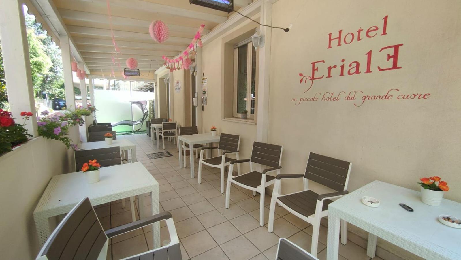 Hotel Eriale Rimini Extérieur photo