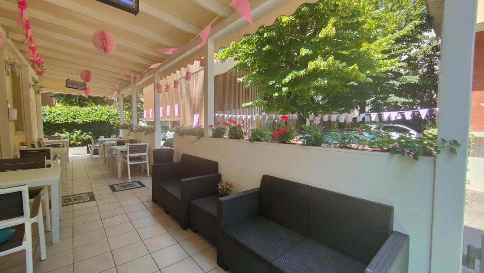 Hotel Eriale Rimini Extérieur photo