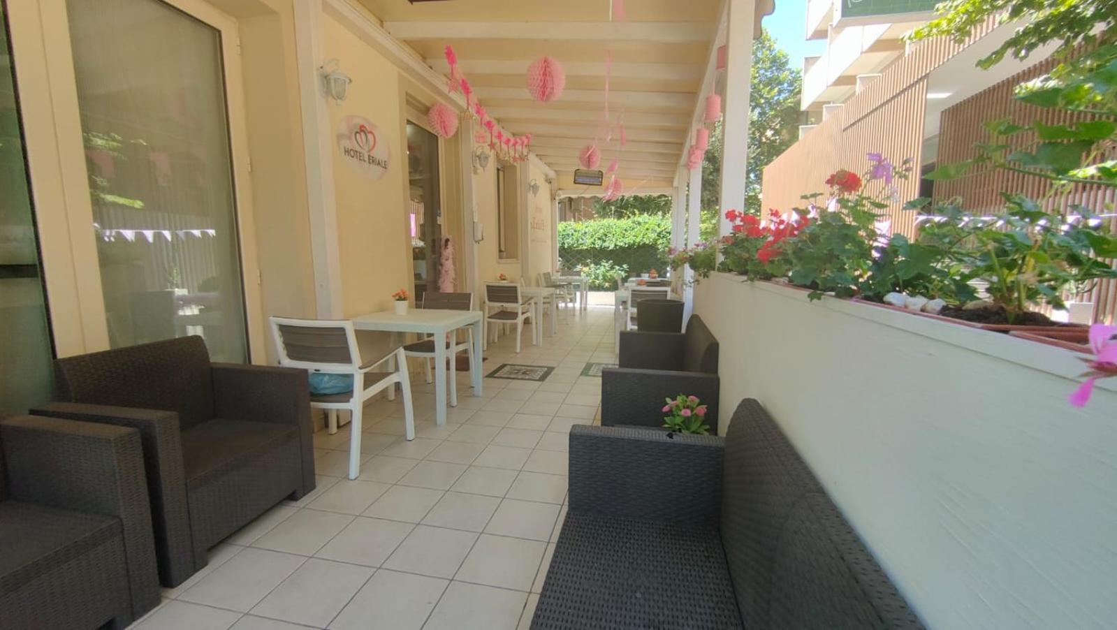 Hotel Eriale Rimini Extérieur photo