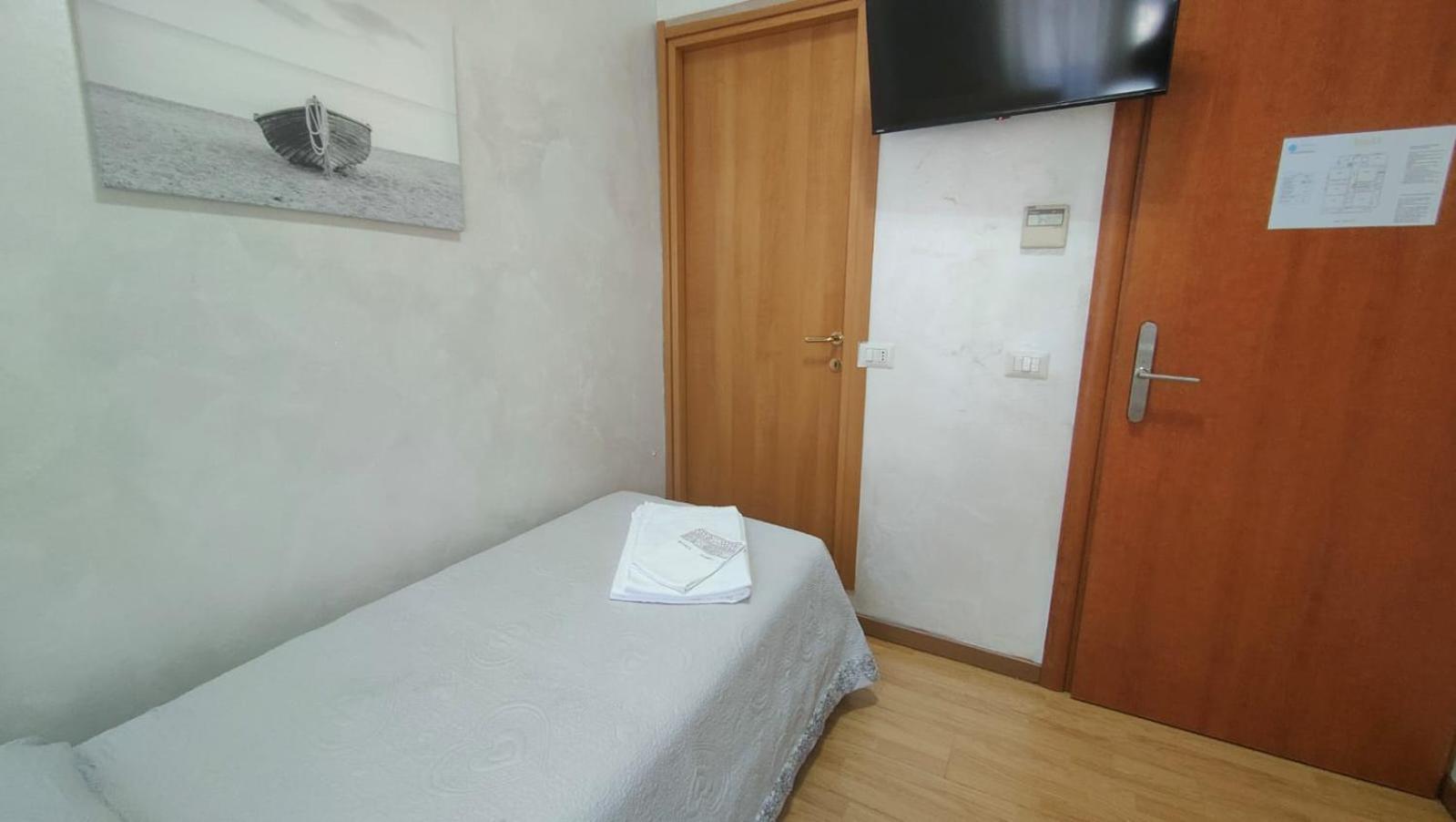 Hotel Eriale Rimini Extérieur photo